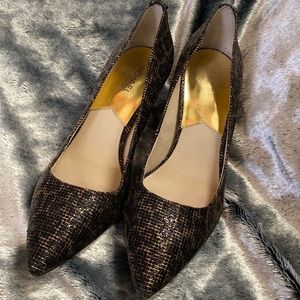 Michael Kors leather lining sparkly black and gold animal print size 9.